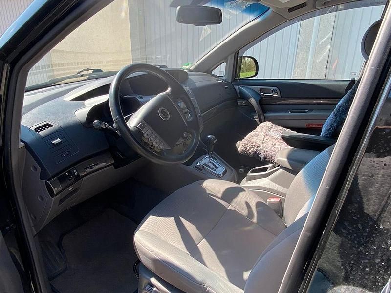 Gebraucht Ssangyong (KGM) Rodius 155 PS (114 kW) 2015 Schwarz Van / Kleinbus