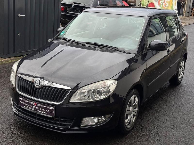 Gebraucht Skoda Fabia Ambiente 86 PS (63 kW) 2010 Schwarz Limousine
