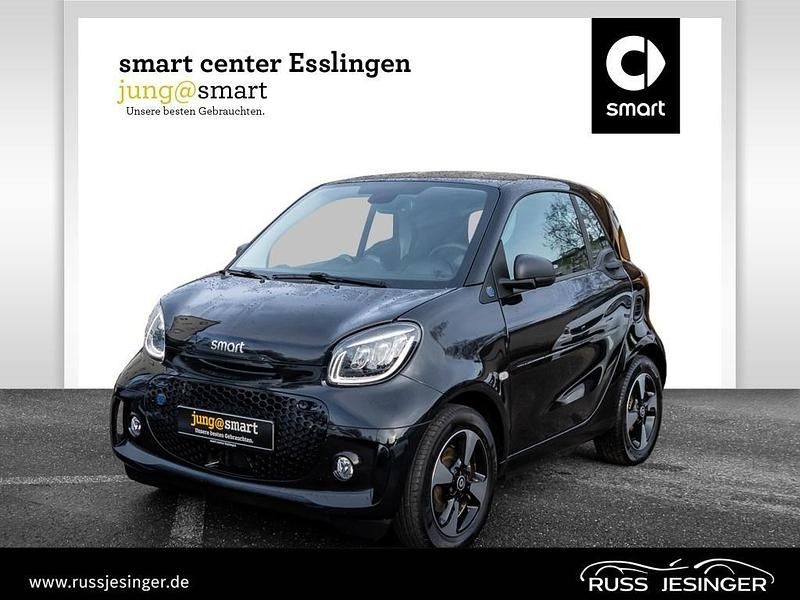 Schwarz Gebraucht 2021 Smart ForTwo Electric Drive Passion | 12.880 € (Fairer Preis) - Bild 1/2