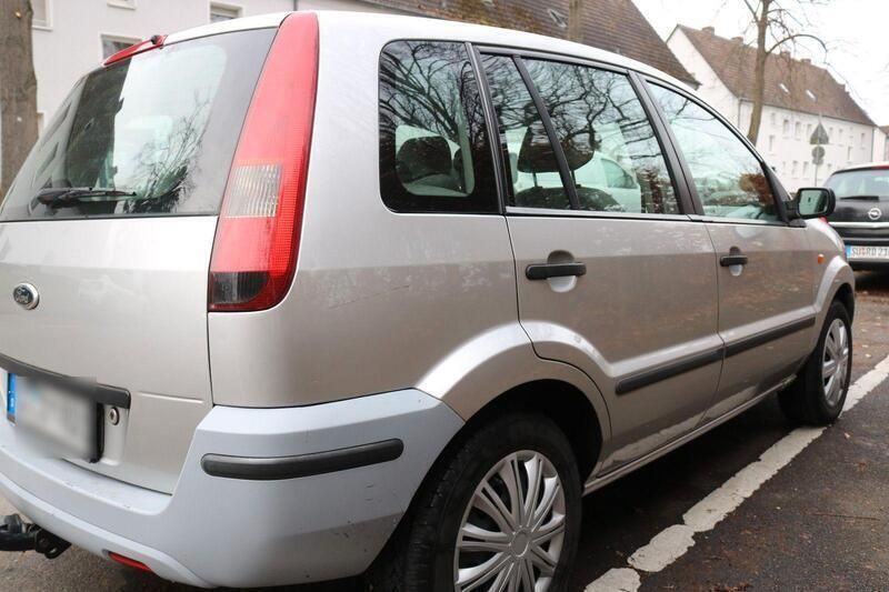 Silber Gebraucht 2005 Ford Fusion Limousine | 1.500 € (Fairer Preis) - Bild 1/4
