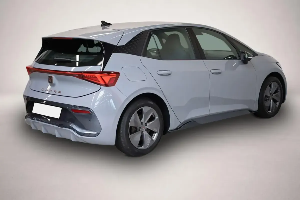 Gebraucht Cupra Born 150 kW (204 PS) 2024 Manufacturer Kleinwagen