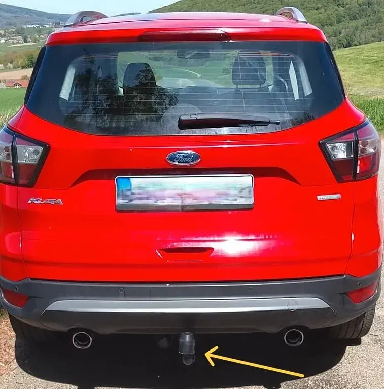 Gebraucht Ford Kuga Cool & Connect 150 PS (110 kW) 2017 Rot SUV
