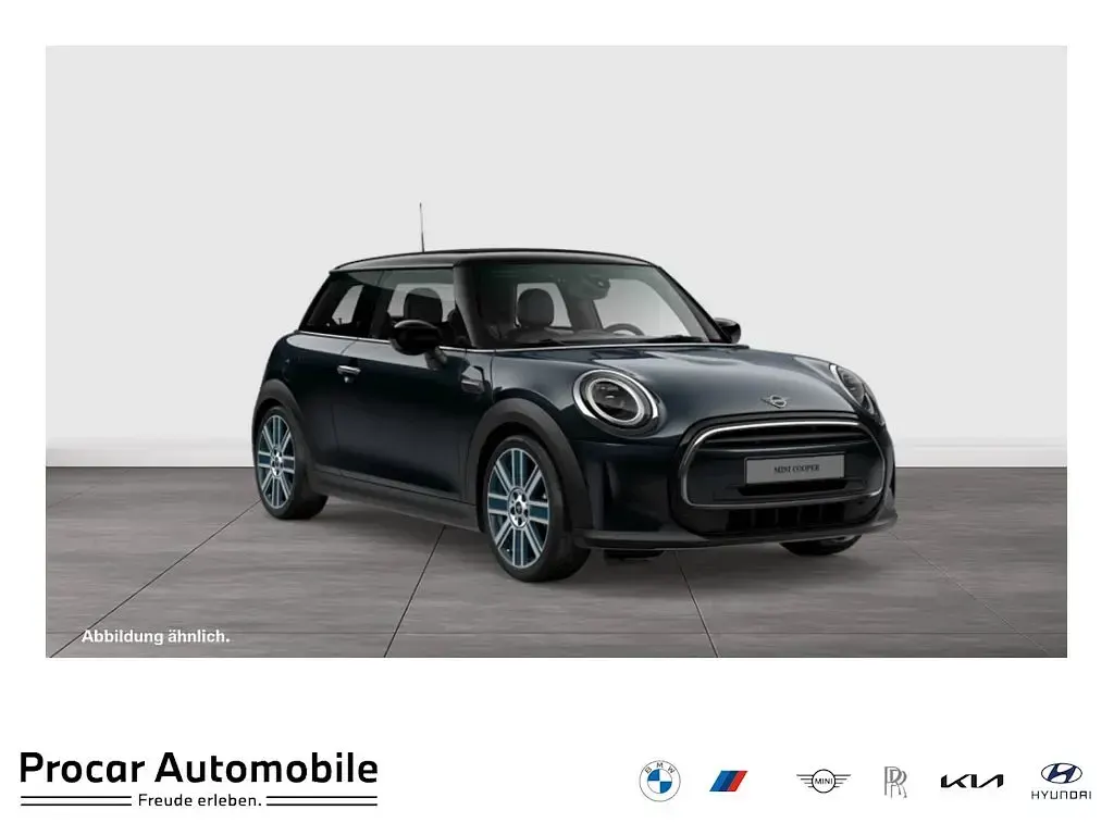 Używany Mini Cooper 136 KM (100 kW) 2023 Hatchback