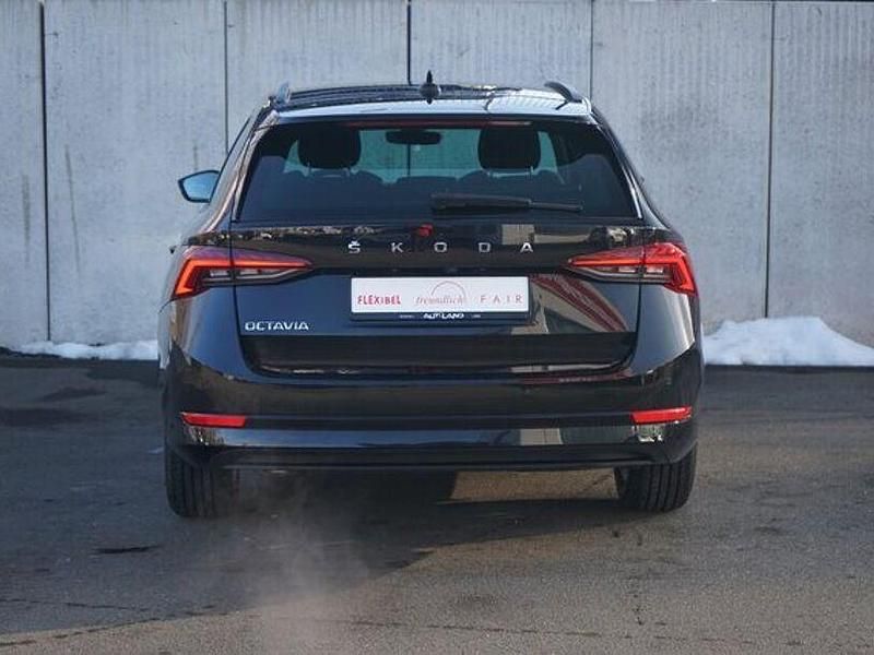 Gebraucht Skoda Octavia 150 PS (110 kW) 2024 Schwarzmagic perleffekt Kombi