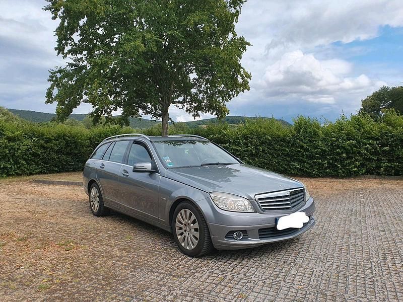 Grau Gebraucht 2009 Mercedes C220 Kombi | 3.499 € (Superpreis) - Bild 1/4