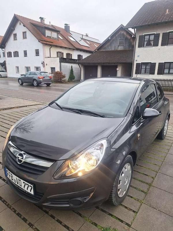 Gebraucht Opel Corsa Edition 91 PS (66 kW) 2010 Silber Kleinwagen