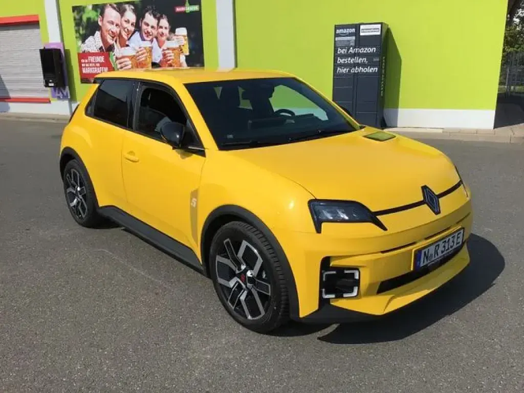 Gebraucht Renault R5 Techno 110 kW (150 PS) 2025 Jaune pop (metallic) Kleinwagen