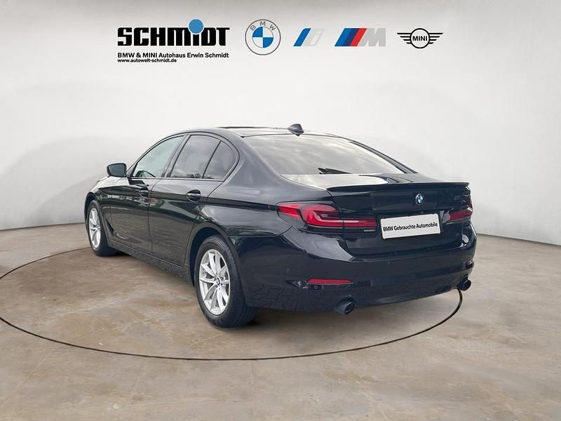 Gebraucht BMW 520 Sport Line 190 PS (139 kW) 2018 Schwarz uni Limousine