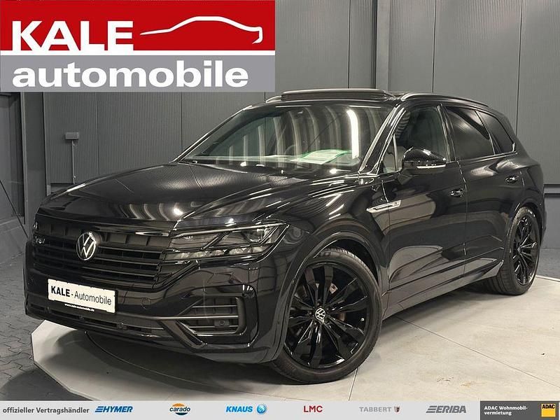 Schwarz metallic (deep black perleffekt) Gebraucht 2021 VW Touareg Style SUV | 54.890 € - Bild 1/4
