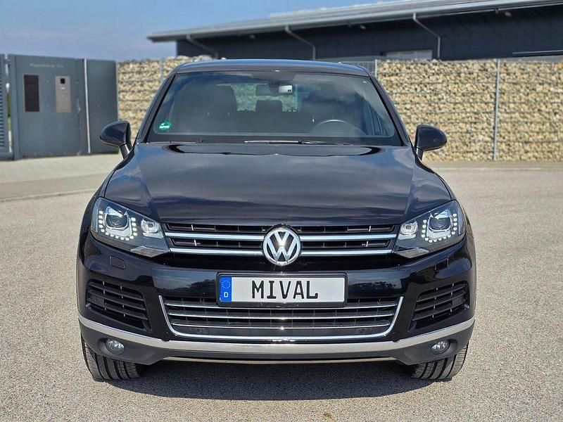 Gebraucht VW Touareg 245 PS (180 kW) 2012 Deep black perleffekt SUV