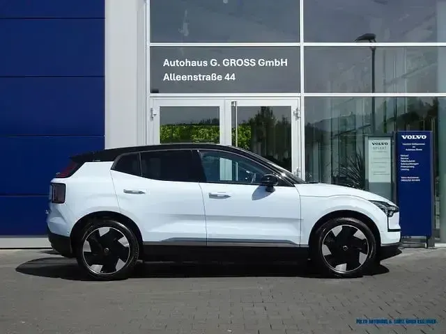 Gebraucht Volvo EX30 Performance 314 kW (428 PS) 2024 626 cloud blue SUV