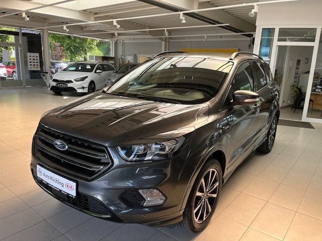 Grau Gebraucht 2018 Ford Kuga ST-Line SUV | 18.870 € (Etwas zu teuer) - Bild 1/4