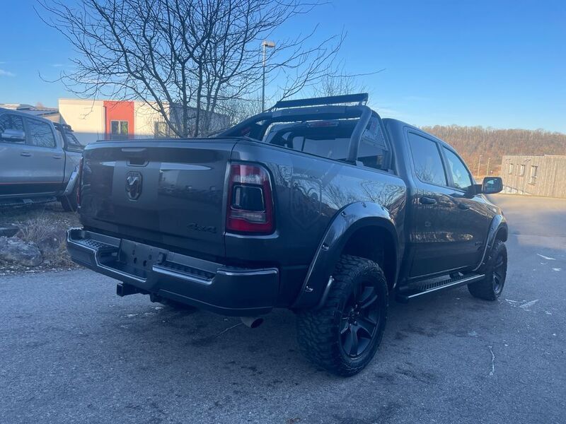 Gebraucht Dodge Ram 401 PS (294 kW) 2020 Grau Abholung