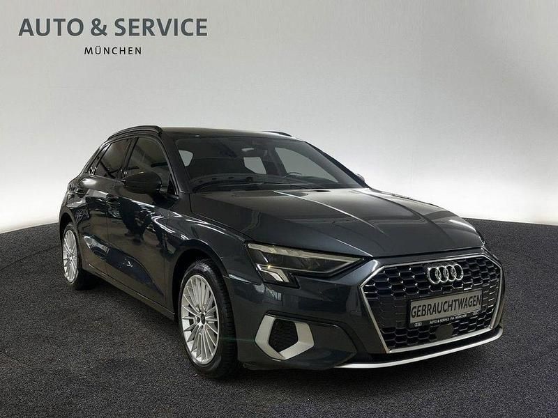 Gebraucht Audi A3 Ambiente 204 PS (150 kW) 2021 Grau Limousine