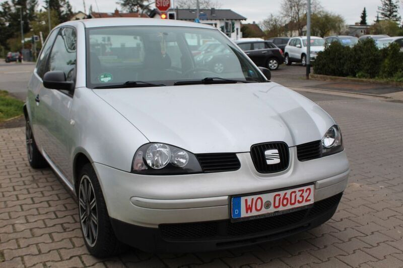 Silber Gebraucht 2003 Seat Arosa Prima Kleinwagen | 500 € (Guter Preis) - Bild 1/4