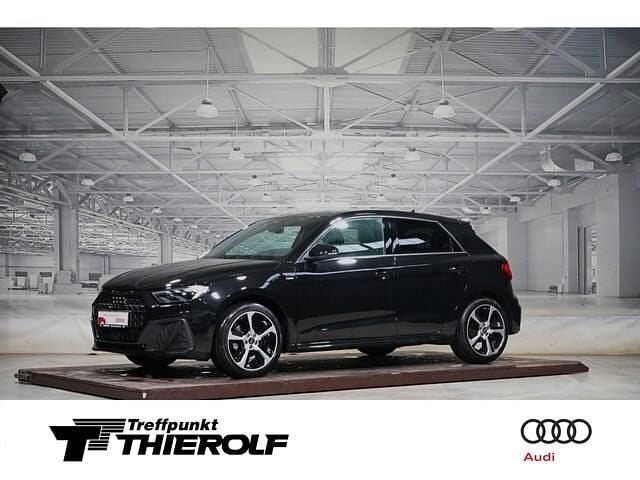 Mythosschwarz metallic Gebraucht 2026 Audi A1 Sportback S-Line Kleinwagen | 32.680 € (Fairer Preis) - Bild 1/4