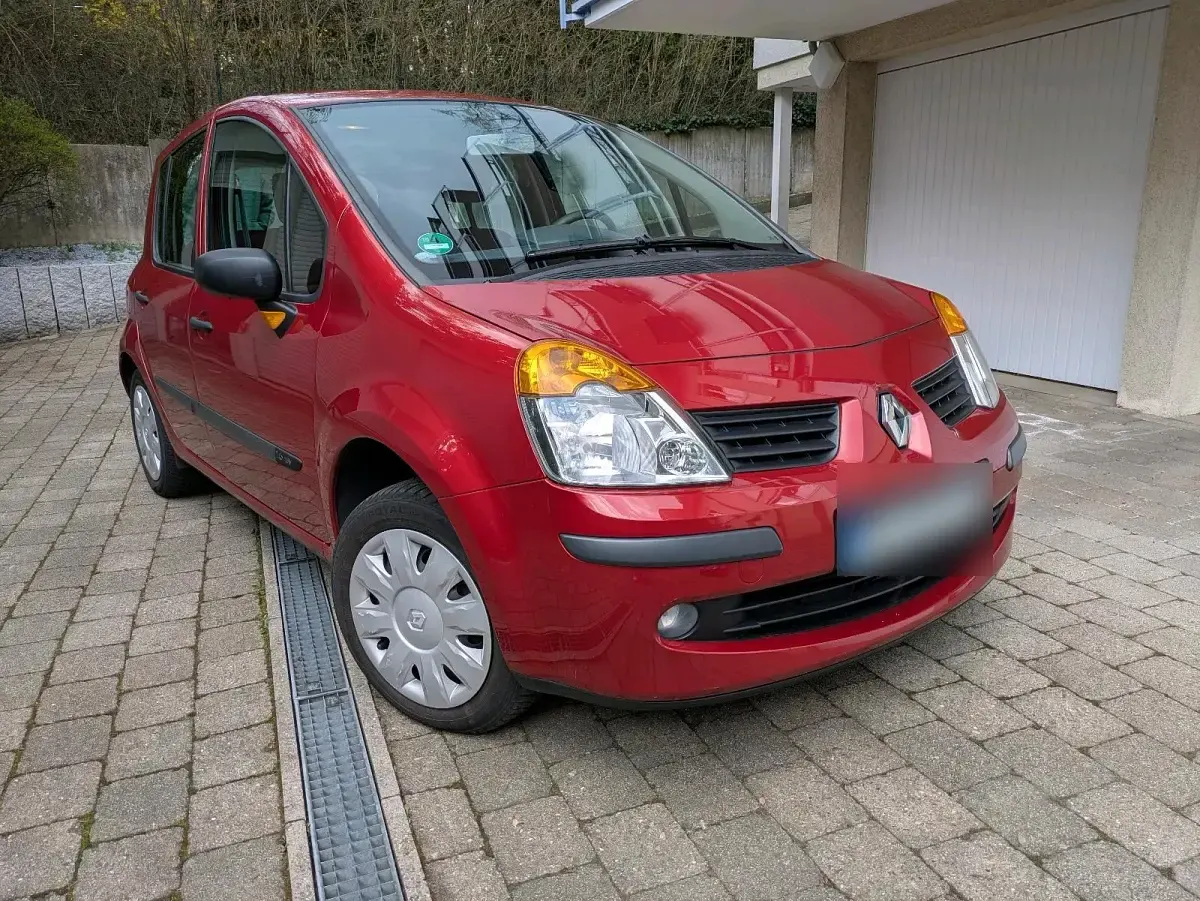 Second-hand Renault Modus 88 CP (64 kW) 2005 Roșu Monovolum