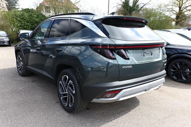 Neu Hyundai Tucson 239 PS (175 kW) 2025 Cypress green mineraleffekt SUV