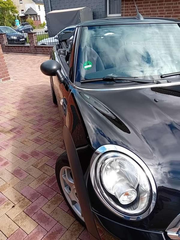 Gebraucht Mini One Cabriolet 98 PS (72 kW) 2012 Schwarz Cabrio