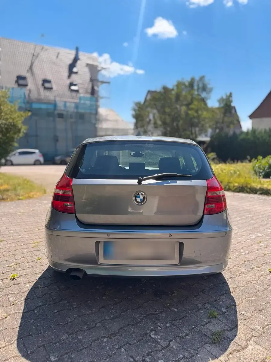 Gebraucht BMW 116 116 PS (85 kW) 2009 Grau Kleinwagen