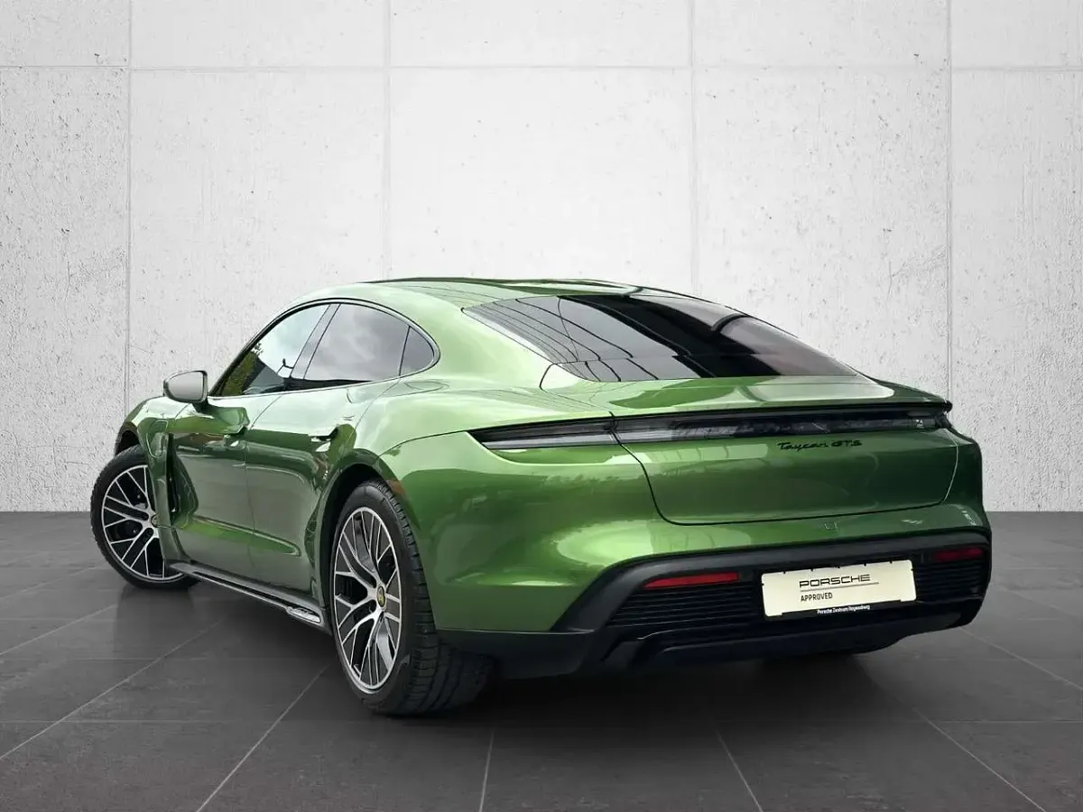 Gebraucht Porsche Taycan GTS 439 kW (598 PS) 2023 Grün Limousine