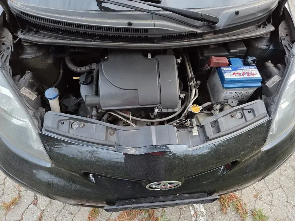 Używany Toyota Aygo Cool 68 KM (50 kW) 2011 Czarny Hatchback