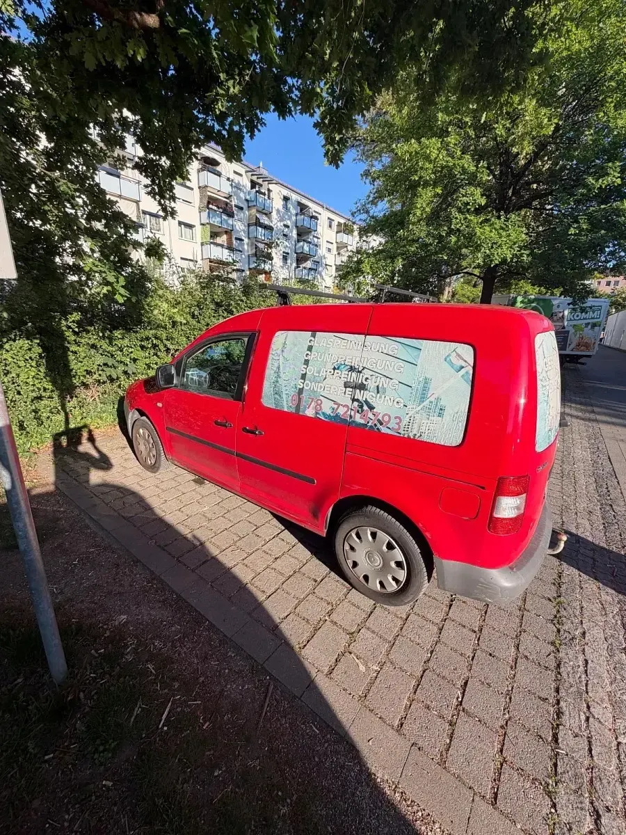 Gebraucht VW Caddy 75 PS (55 kW) 2005 Rot Van / Kleinbus