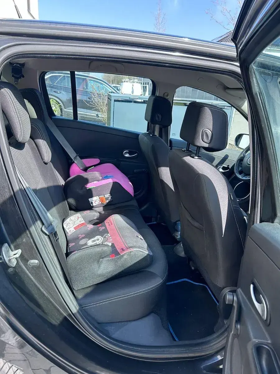 Gebraucht Renault Clio Expression 75 PS (55 kW) 2010 Schwarz Kleinwagen