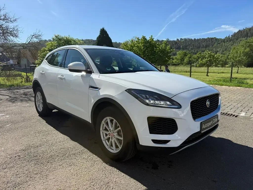 Gebraucht Jaguar E-Pace Basis 150 PS (110 kW) 2019 Weiß SUV