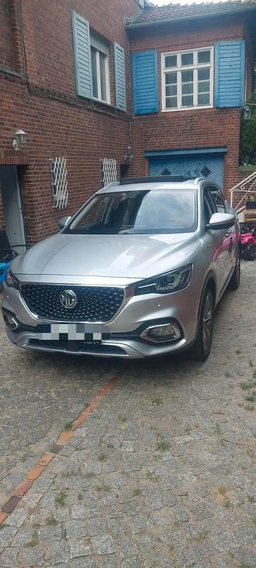 Silber Gebraucht 2022 MG EHS SUV | 14.999 € - Bild 1/4