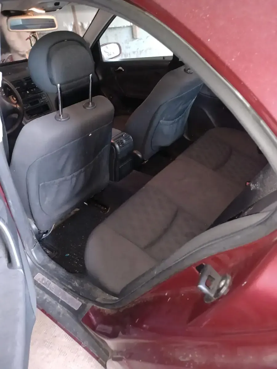Gebraucht Mercedes C200 170 PS (125 kW) 2000 Rot Limousine