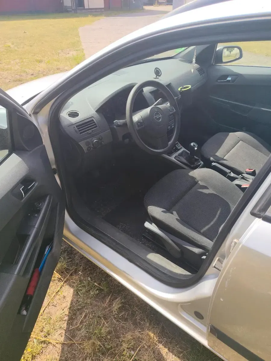 Gebraucht Opel Astra 120 PS (88 kW) 1999 Silber Kombi