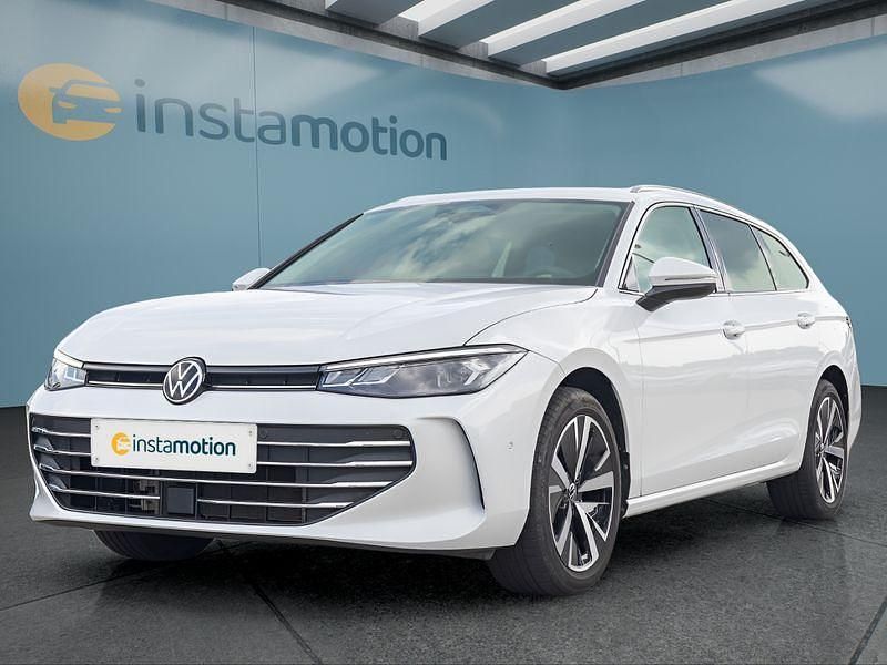 Weiß Gebraucht 2024 VW Passat Kombi | 33.699 € (Fairer Preis) - Bild 1/4