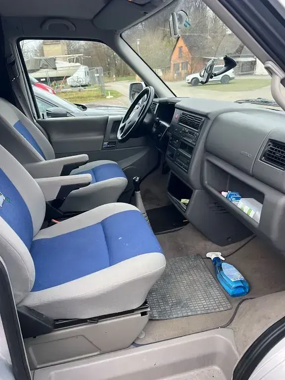 Usado VW T4 102 HP (75 kW) 2003 Prateado Van