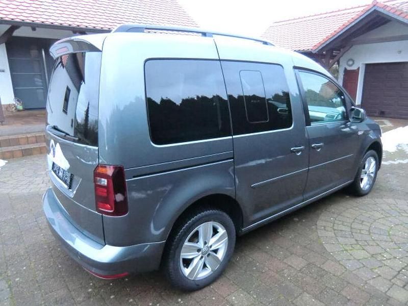 Gebraucht VW Caddy S 131 PS (96 kW) 2017 Grau Van / Kleinbus