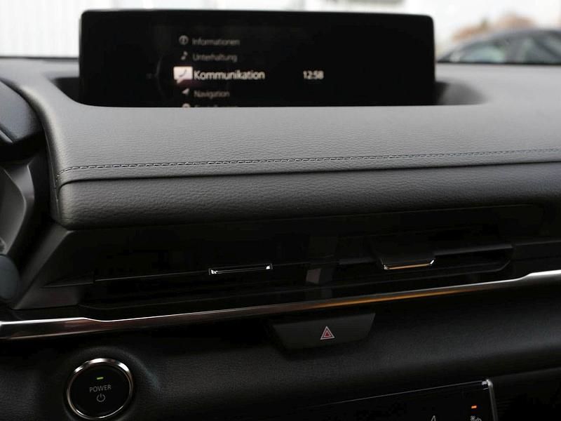 Gebraucht Mazda MX30 Ad'Vantage 106 kW (145 PS) 2023 Soul red crystal m: black roof (rot) SUV