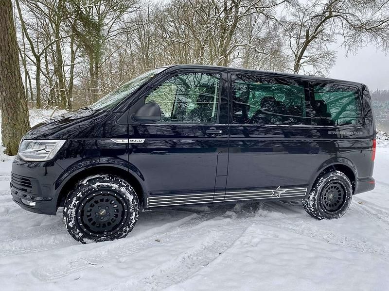 Second-hand VW Multivan Edition 150 CP (110 kW) 2019 Negru Monovolum