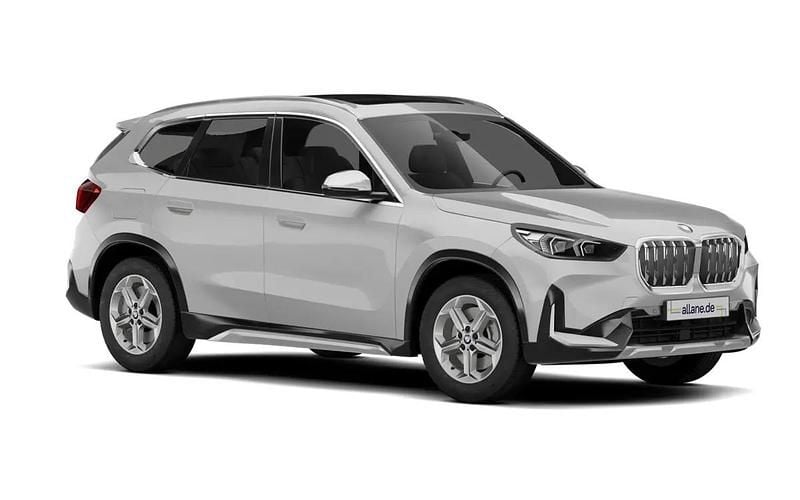 Spacesilber metallic(silber) Neu 2026 BMW X1 Comfort Edition SUV | 72.220 € - Bild 1/4