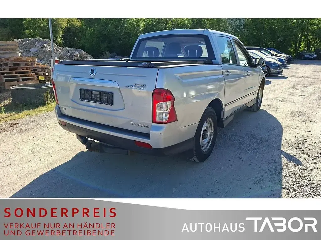 Gebraucht SsangYong Actyon Quartz 155 PS (114 kW) 2017 Silber SUV
