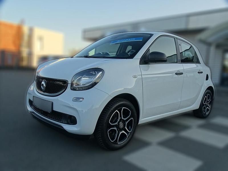 Farbe: weiß Gebraucht 2019 Smart ForFour Electric Drive | 12.610 € (Teuer) - Bild 1/1