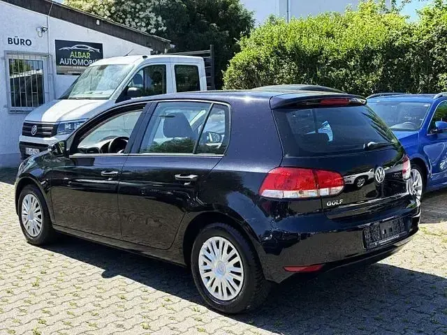 Gebraucht VW Golf VII 80 PS (58 kW) 2012 Schwarz Limousine