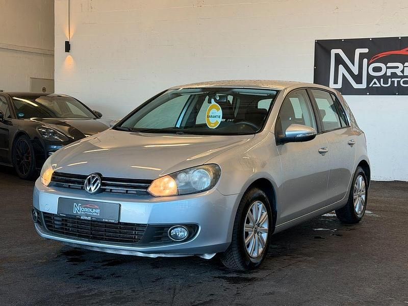 Gebraucht VW Golf VII Move 105 PS (77 kW) 2012 Silber Limousine