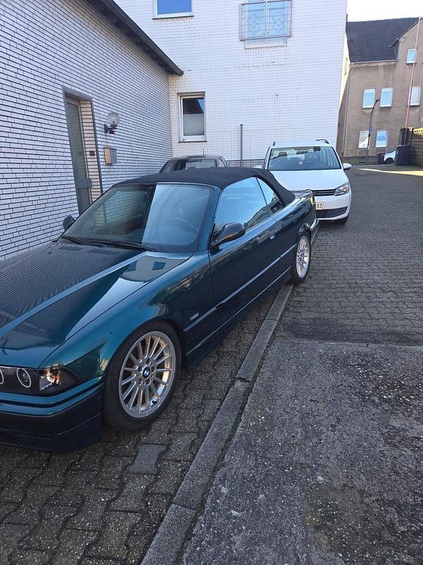 Gebraucht BMW 320 Cabriolet 150 PS (110 kW) 1998 Grün Cabrio