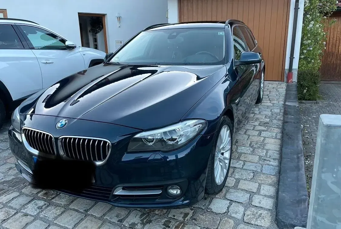 Gebraucht BMW 520 184 PS (135 kW) 2014 Blau Kombi