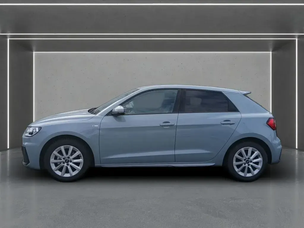Gebraucht Audi A1 Sportback S-Line 95 PS (69 kW) 2025 Pfeilgrau perleffekt Kleinwagen