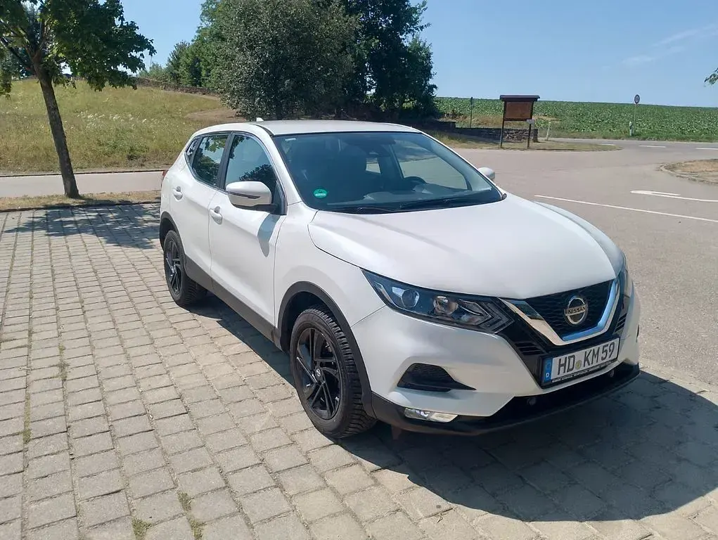 Gebraucht Nissan Qashqai N-Connecta 159 PS (116 kW) 2020 Weiß SUV