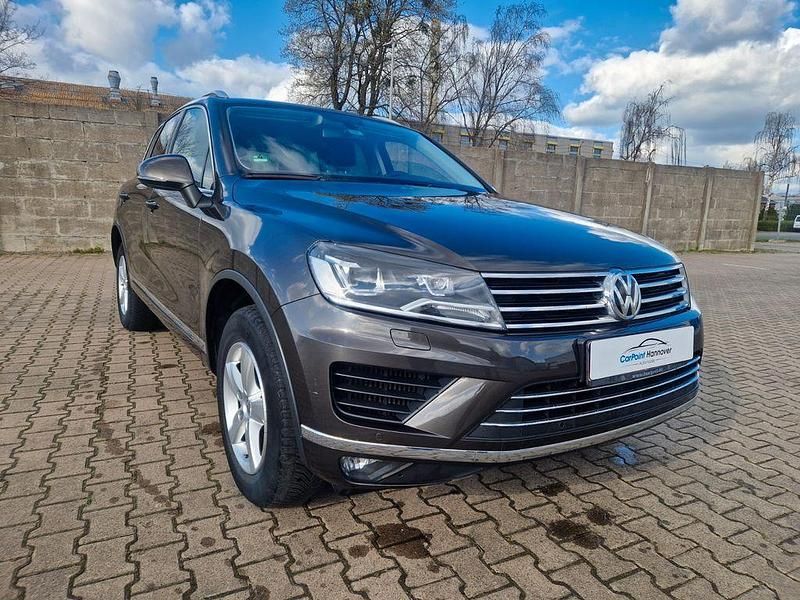 Gebraucht VW Touareg Terrain Tech 262 PS (192 kW) 2016 Braun SUV