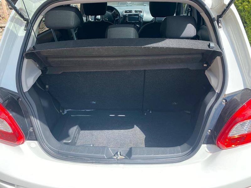 Second-hand Mitsubishi Space Star Plus 71 CP (52 kW) 2015 Alb Hatchback