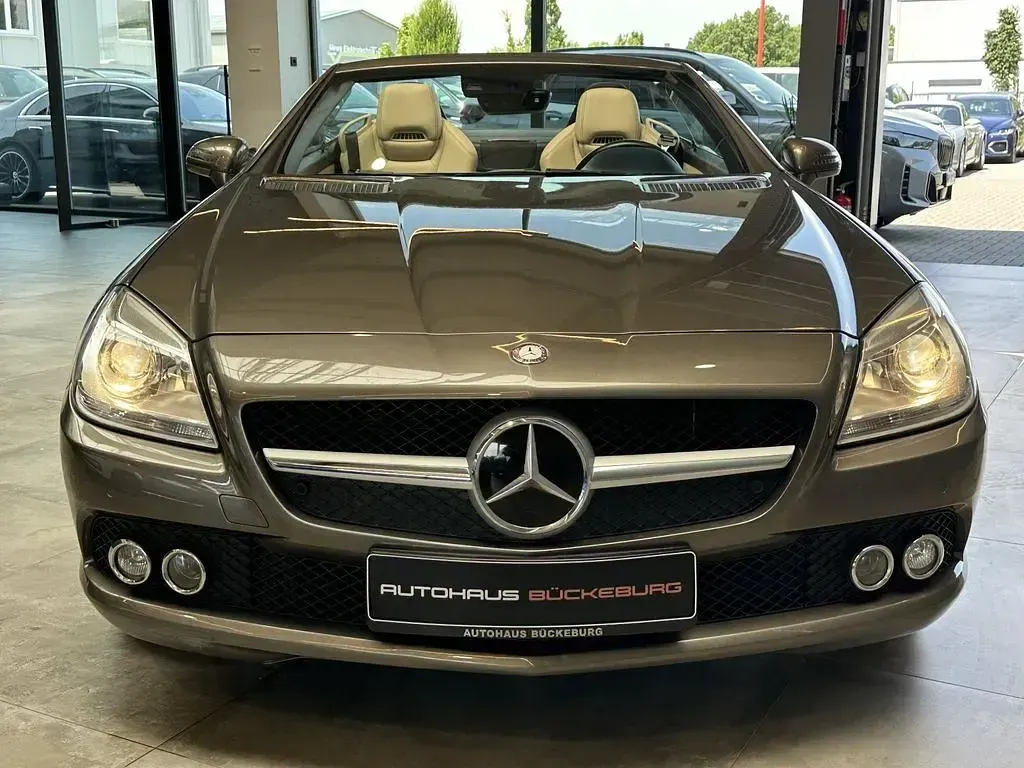 Gebraucht Mercedes SLK200 184 PS (135 kW) 2013 Grau Cabrio