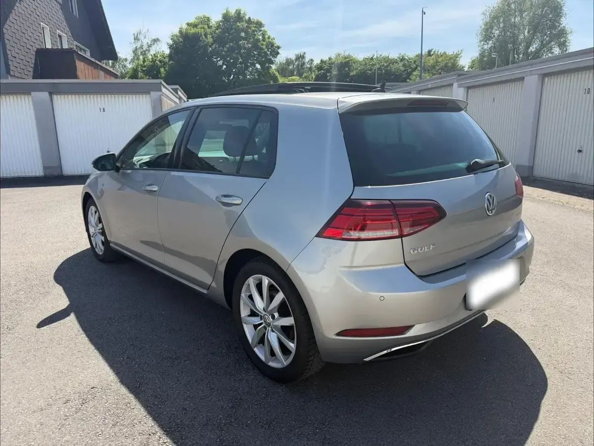 Gebraucht VW Golf VII Join 150 PS (110 kW) 2018 Silber Limousine